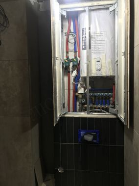 Люк под плитку Секрет 3.0, 2 створки 1050*400 Люк под плитку Секрет 3.0, 2 створки 1050*400