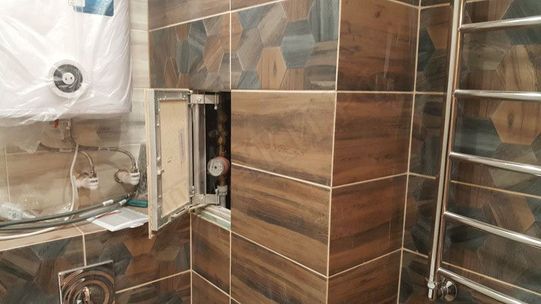 Люк под плитку Нажимной Секрет-Лайт 2 створки 700*400 Люк под плитку Нажимной Секрет-Лайт 2 створки 700*400