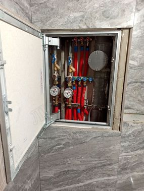 Люк под плитку Секрет 3.0 200*750 Люк под плитку Секрет 3.0 200*750